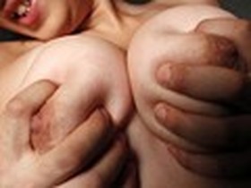 ボイン西井優香ボックス2　サンプル画像03